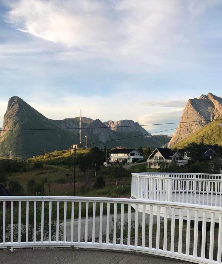 Senja Living Aparthotel Stonglandseidet Exterior foto