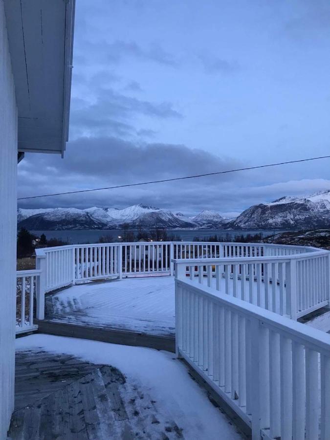 Senja Living Aparthotel Stonglandseidet Exterior foto