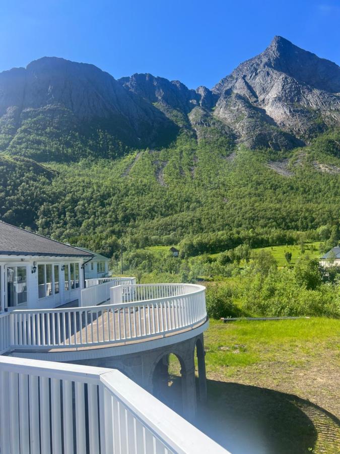 Senja Living Aparthotel Stonglandseidet Exterior foto