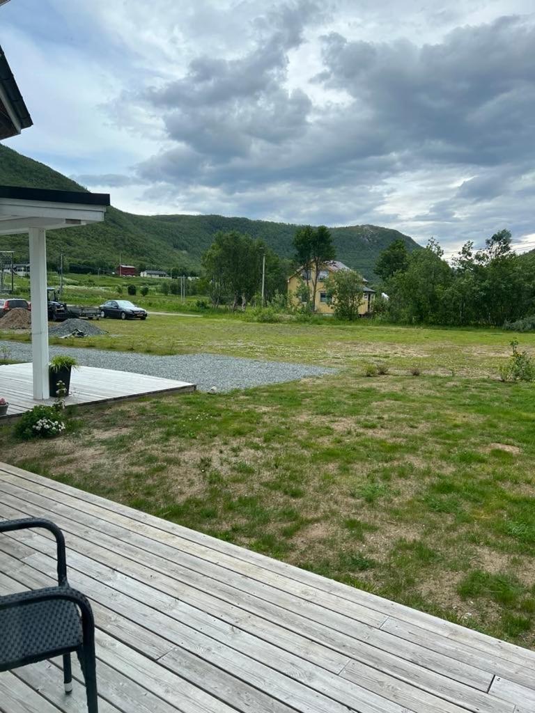 Senja Living Aparthotel Stonglandseidet Exterior foto
