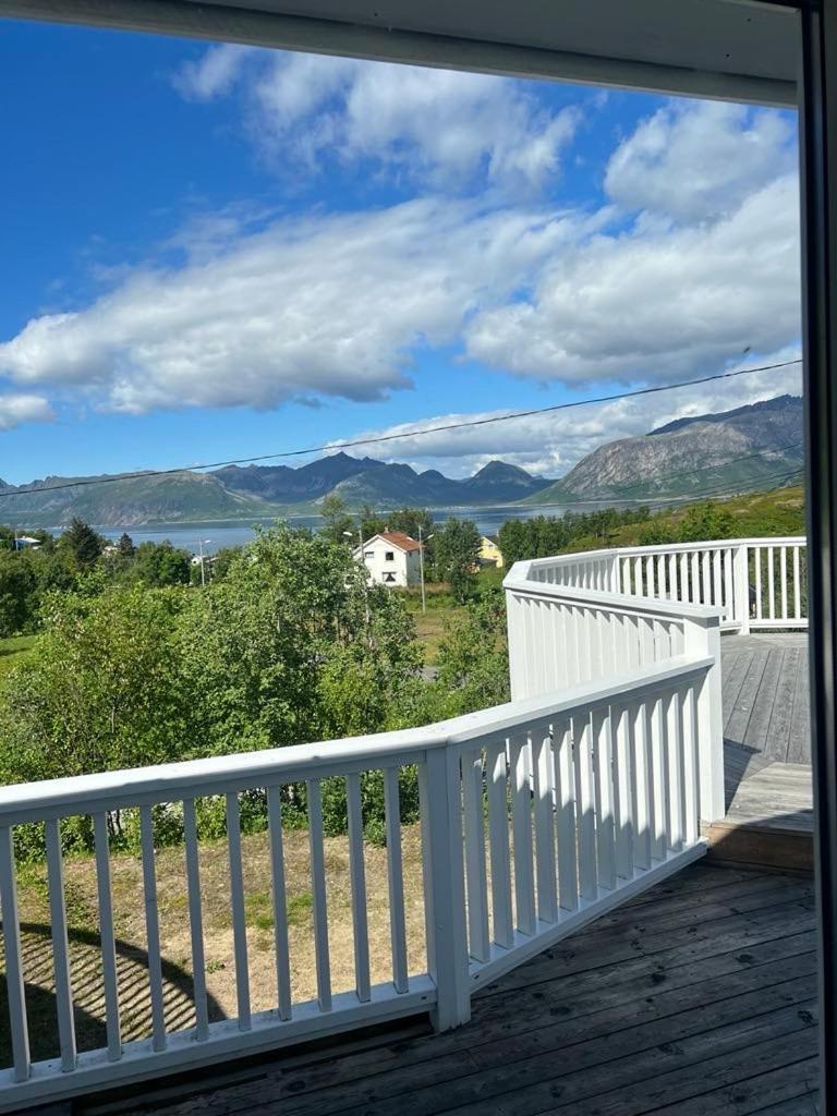 Senja Living Aparthotel Stonglandseidet Exterior foto